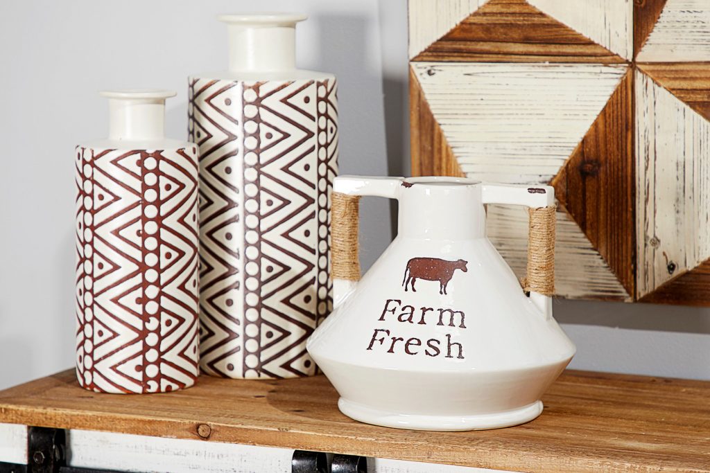 WHITE PORCELAIN FARMHOUSE VASE
