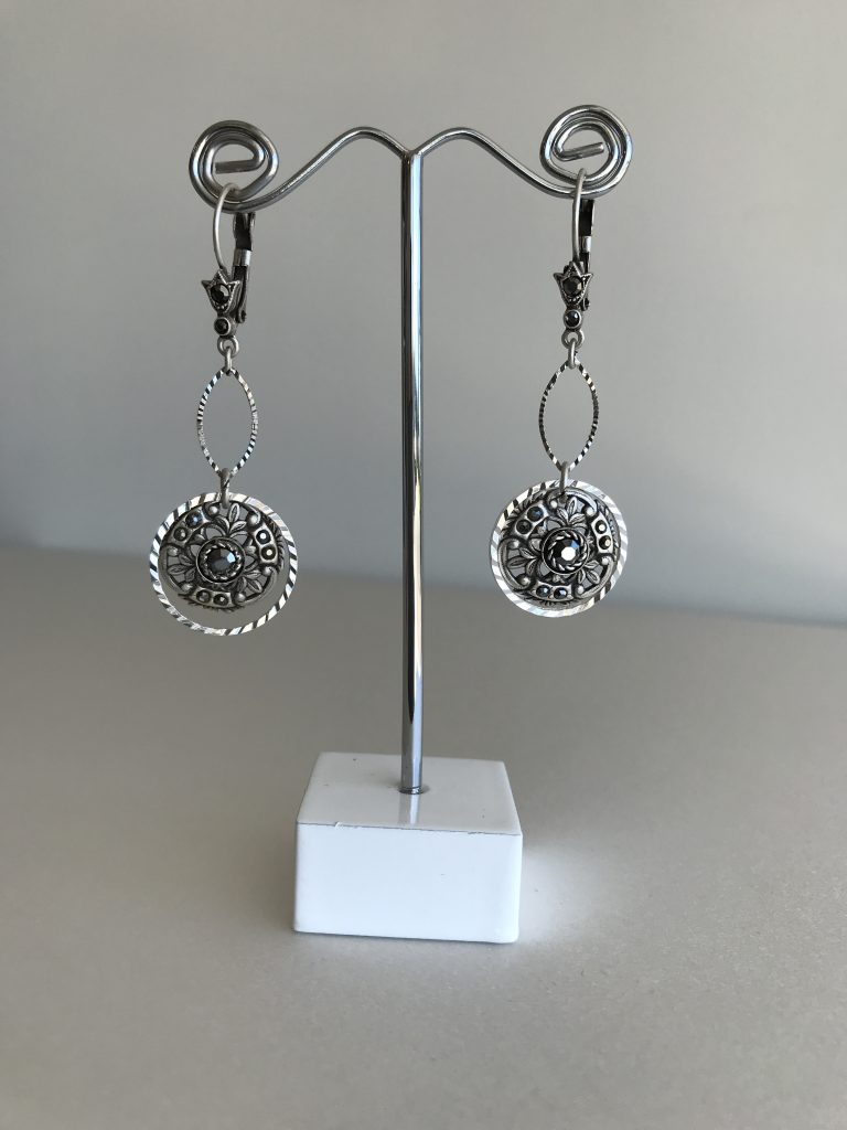 Window to the Soul Vintage Medallion Earrings-Sil