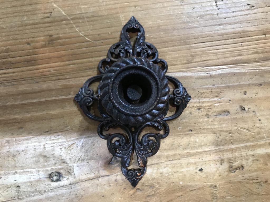 DECORATIVE HANDLE 2