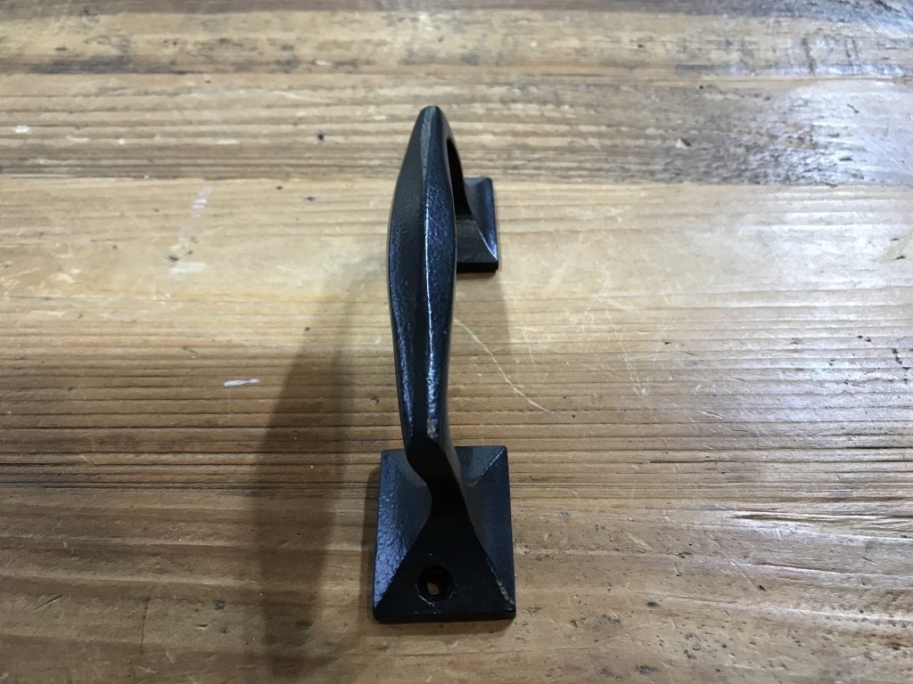 BLACK HANDLE LGE