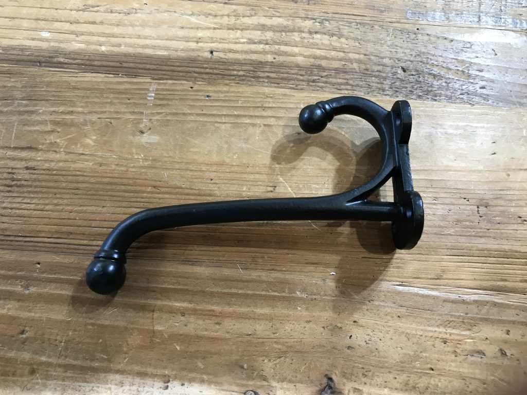 BLACK COAT HOOK LGE