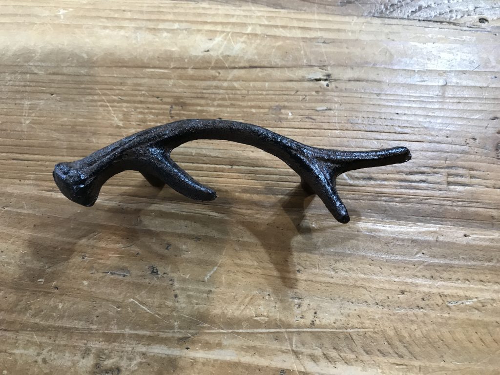 IRON ANTLER HANDLE