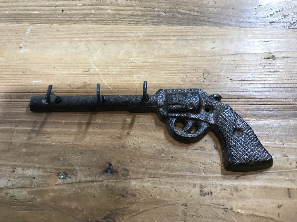 GUN KEY HOOK