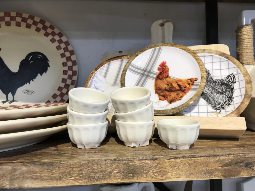 Creamware Vintage Style Bowl 2.5″
