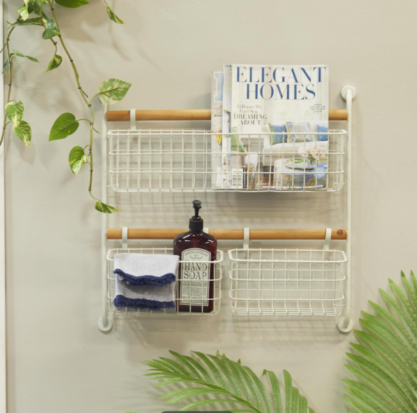 3 Hanging Baskets Magazine Rack