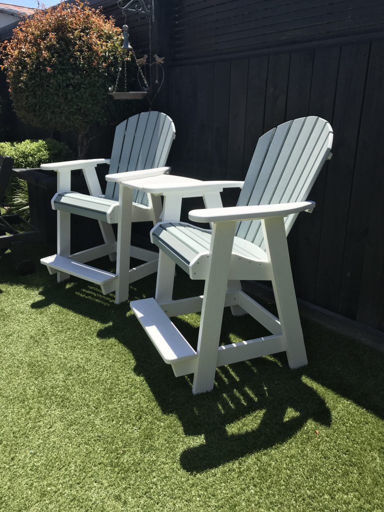 Fanback Counter Chair