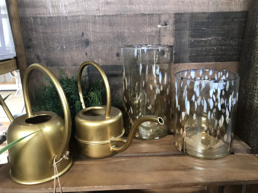 Luxe Glass Hurricane Vase-sm