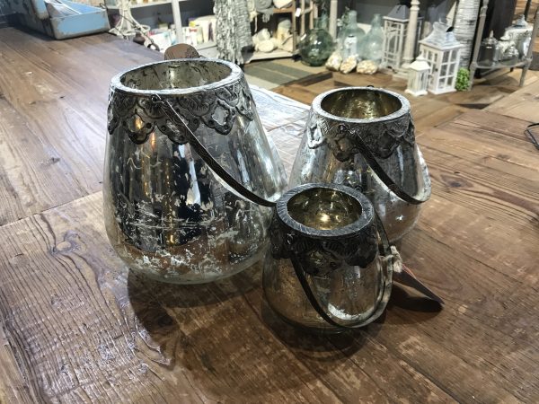 SILVER GLASS GLAM CANDLE HOLDER-med