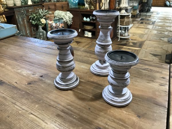 WOOD TURNED STYLE PILLAR CANDLE HOLDER -Medium