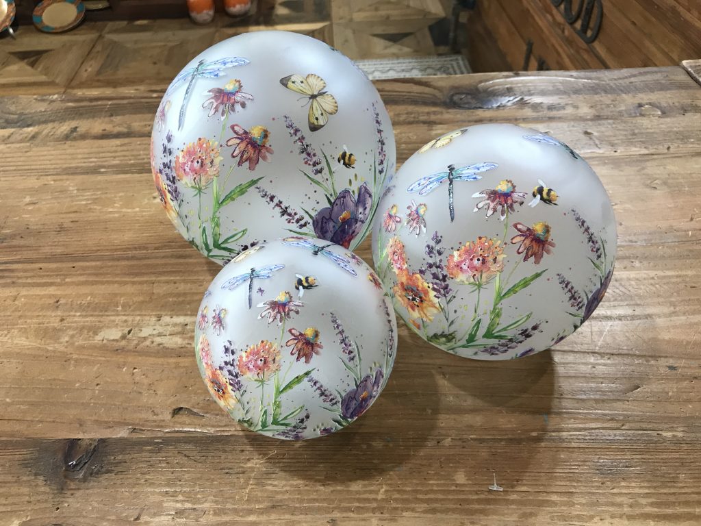 HAND PAINTED LED GLOBE-sm