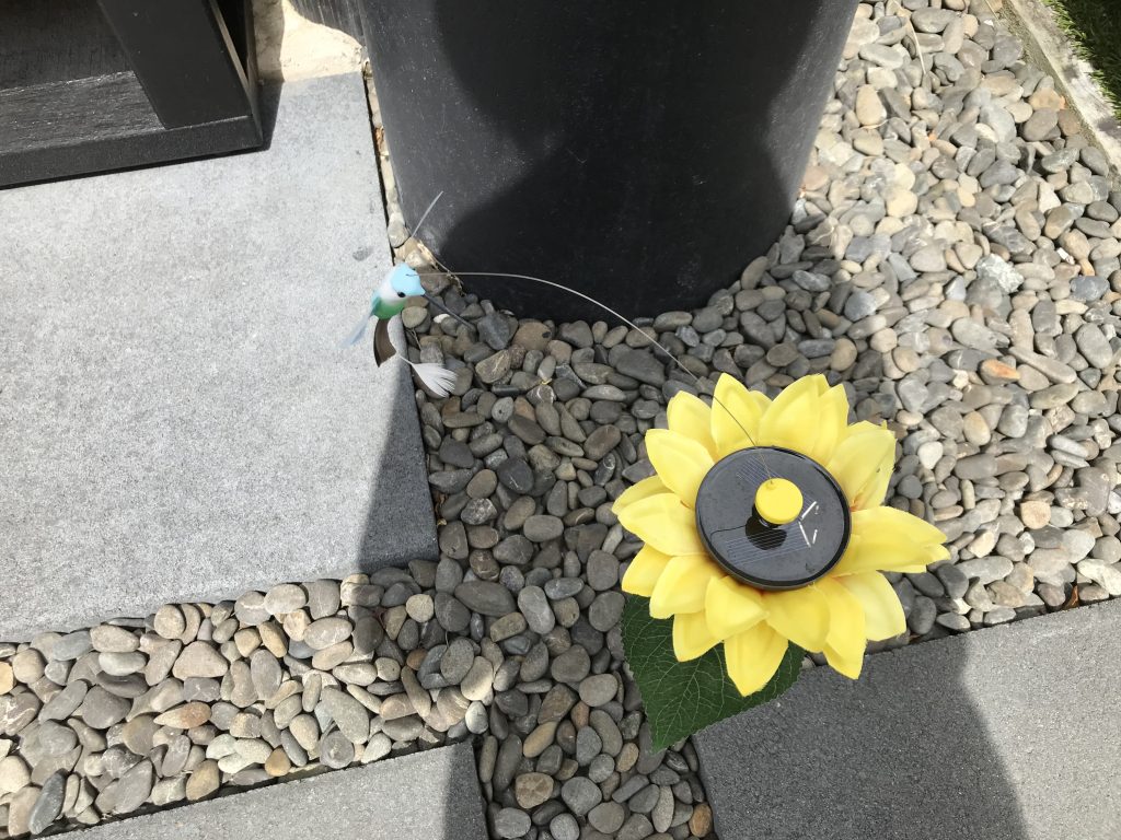 HUMMINGBIRD/FLOWER STAKE