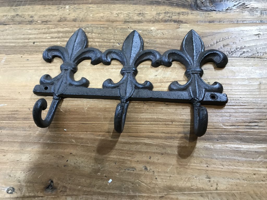 IRON COAT HOOK 3 LGE